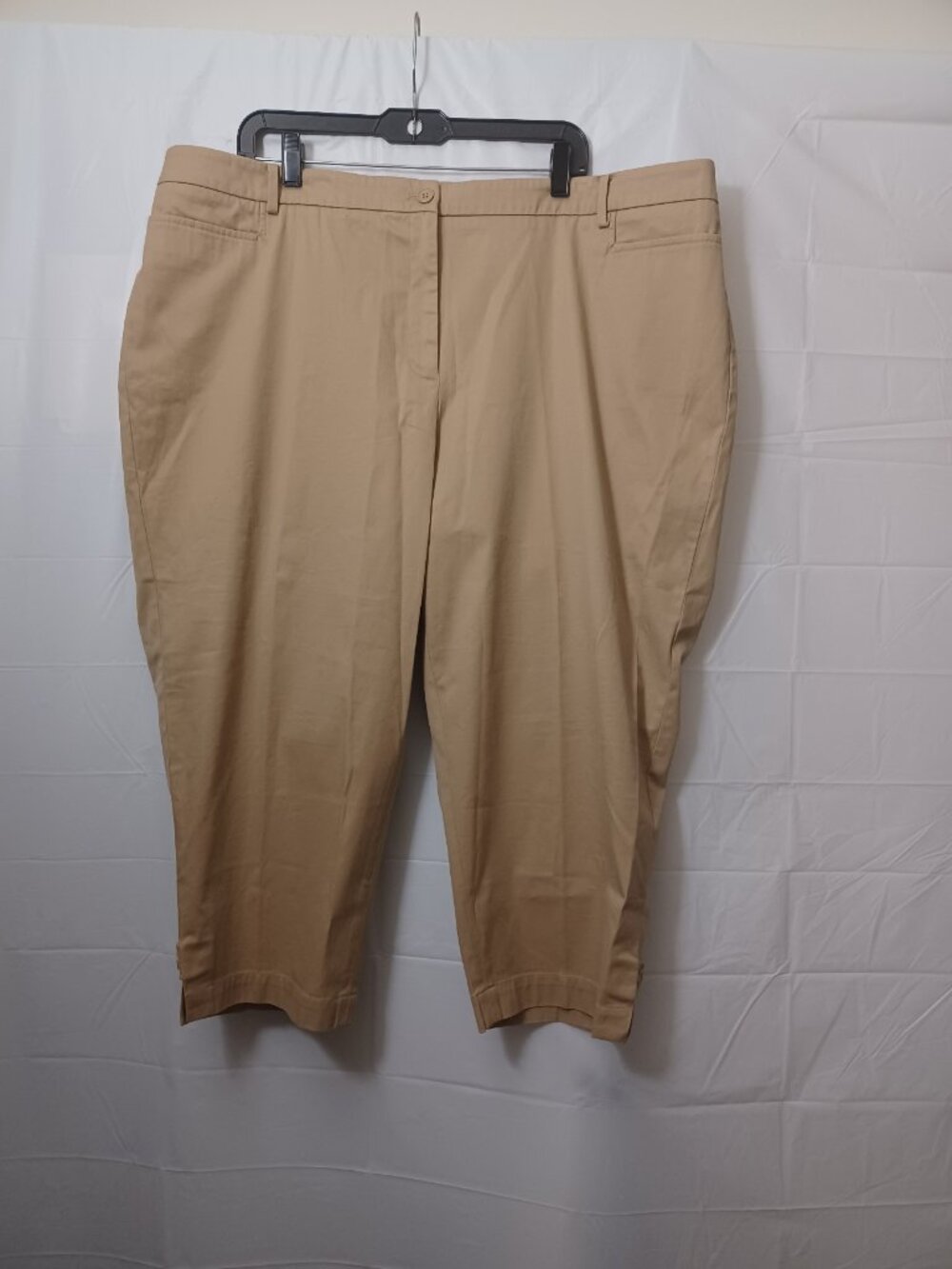 TALBOTS  PERFECT SKIMMER SLIM LEG PEDAL PUSHER LENGTH PANTS SITS AT WAIST 22W